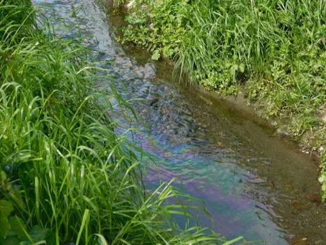 Pistoia: presenza di gasolio nel fosso Brusigliano