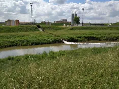 Lo scarico finale del depuratore Aquarno nel canale Usciana